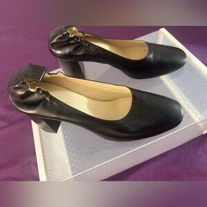 Everlane Black Leather Heels